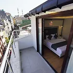 Gazelle Hotel