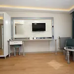 Gazelle فندق 4*