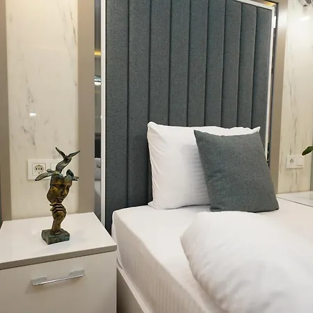 Gazelle Hotel