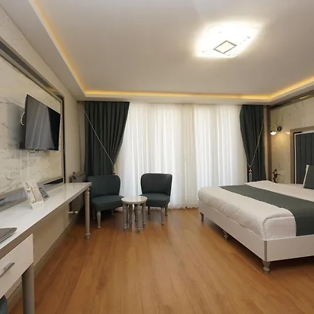 Gazelle Hotel